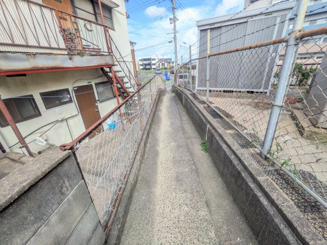 緑ヶ丘一丁目13番36号（A-26）の周辺