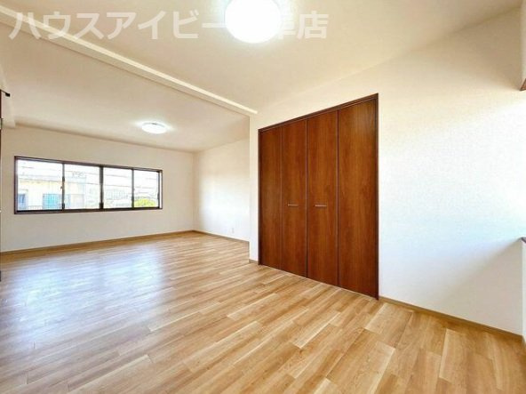 【洋室】の画像