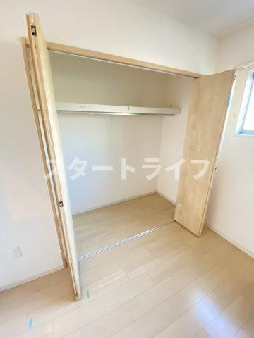大阪市淀川区西中島１丁目のアパートの収納