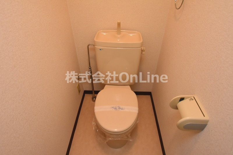 東大阪市源氏ケ丘の賃貸マンションのトイレ