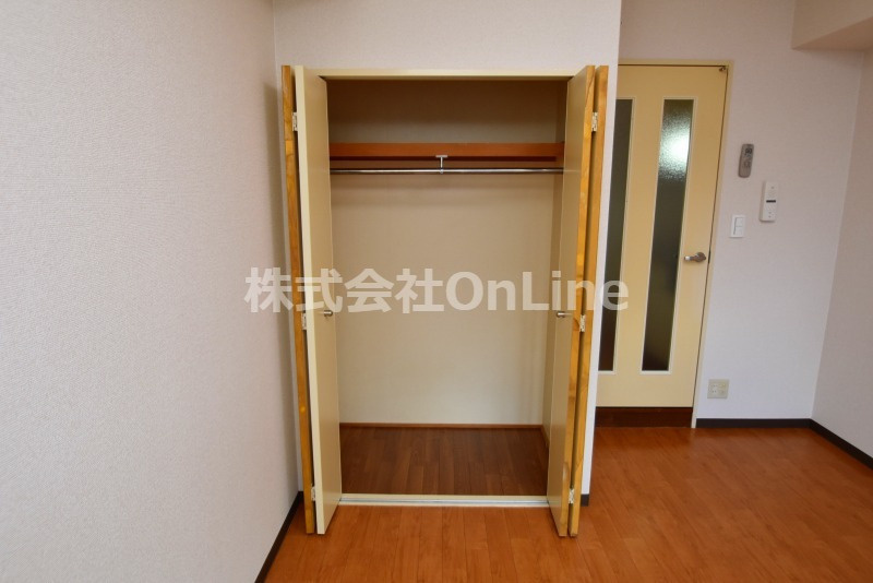東大阪市源氏ケ丘の賃貸マンションの収納