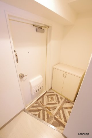 ジオナ天神橋　仲介手数料無料の玄関