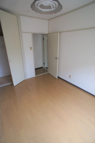 杉並区高円寺南３丁目の賃貸マンションの居間・リビング