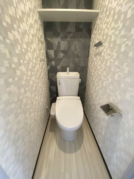 S-RESIDENCE堀田駅前のトイレ|シンプルで使いやすいトイレです