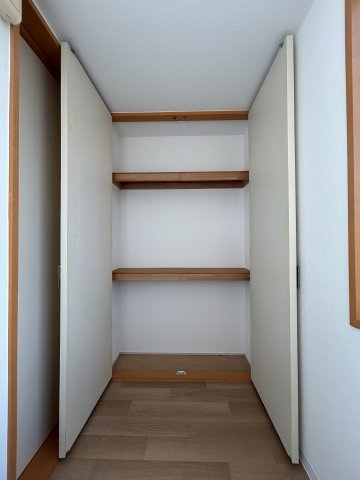 グランシャレー梅島の収納