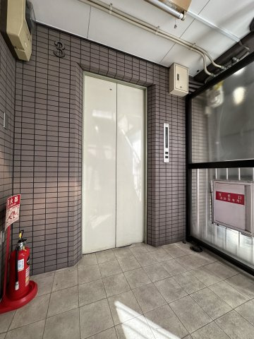カサ内本町のロビー
