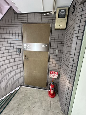 カサ内本町の玄関