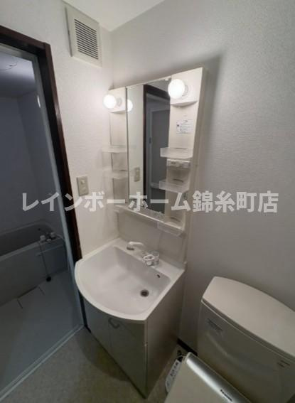 レオの独立洗面台|※別部屋参照写真となります。