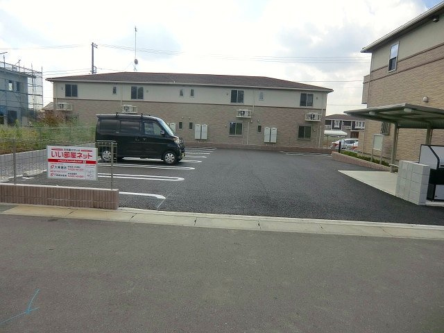 ステラルーチェⅢの駐車場|駐車場