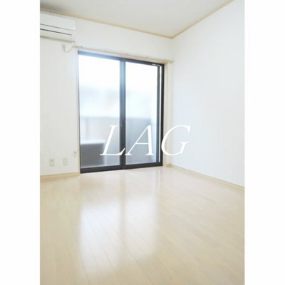 【居間・リビング】 | アムール　サンク | 洋室のお部屋です。