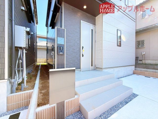 [新築住宅] 北本市東間 第6 全2棟のエントランス|資料請求、お電話でのお問合せ、いつでも丁寧に対応させていただきます！不動産業界のプロフェッショナルが集う弊社にぜひ一度ご相談ください！