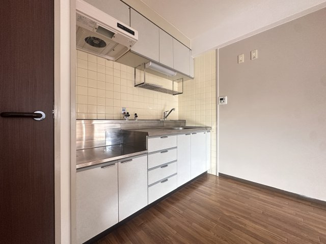 ルミエールコート住吉のキッチン
