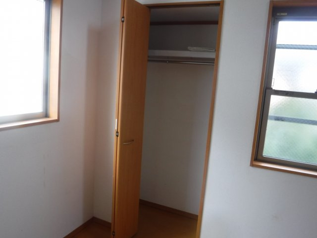 エタージュ元住吉の洋室