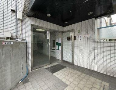 【エントランス】 | スカイコート横浜石川町