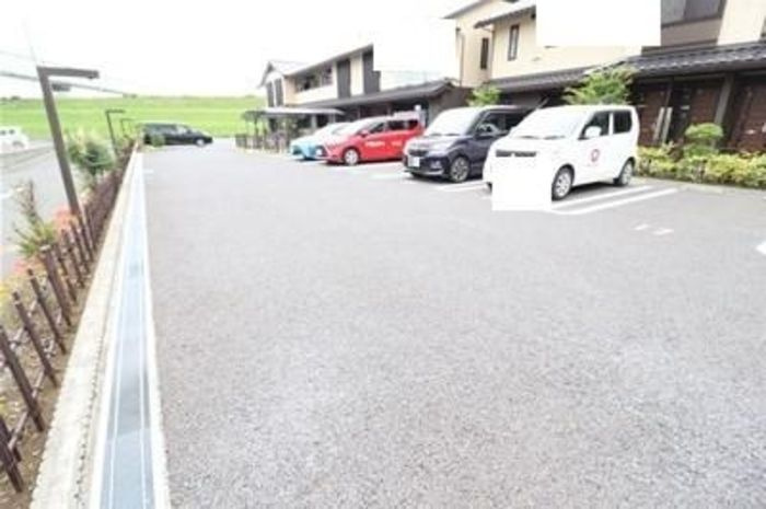 なんてんの郷　Ⅱの駐車場