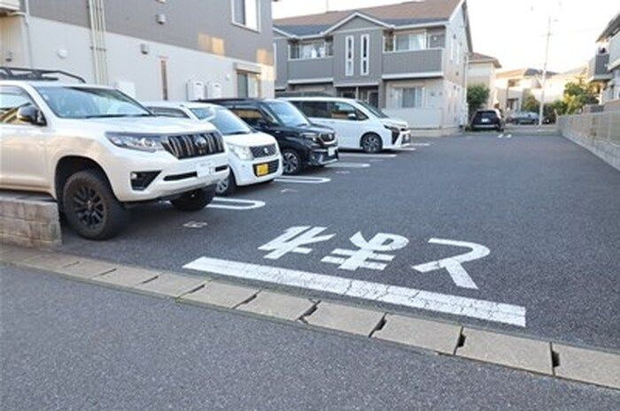 アピオン　Ⅱの駐車場
