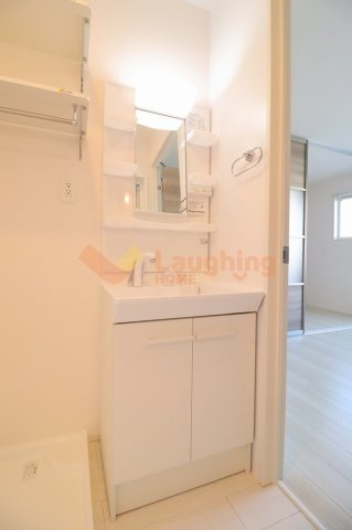 D-ROOMクレスト国分の洗面所|広い洗面スペース※別号室のお写真になります。