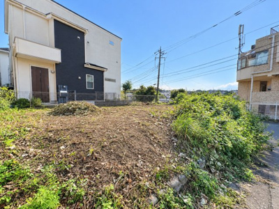 【外観】 | ◆麻生区王禅寺西7丁目　建築条件なし売地◆ | ◆爽やかな青空の下に贅沢なほどに降り注ぐ陽光、豊かな居住性と、クオリティが見事に調和した住空間は、住まうことの喜びを感じさせてくれます。ゆとりある広い敷地で開放的なお住まいです。
