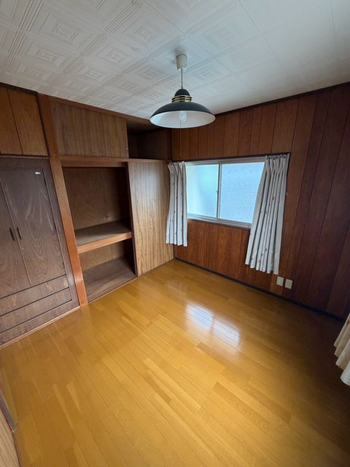 津田新町戸建の寝室
