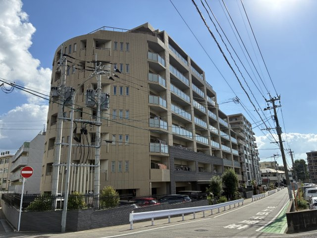 サングレート博多ロイヤルパークの外観