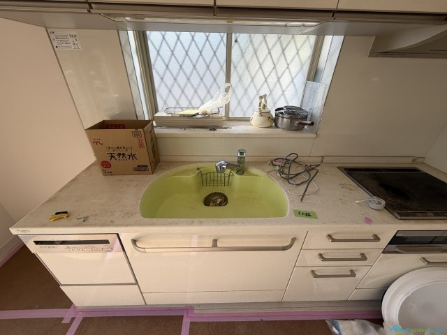 秦野市東田原　中古戸建のキッチン