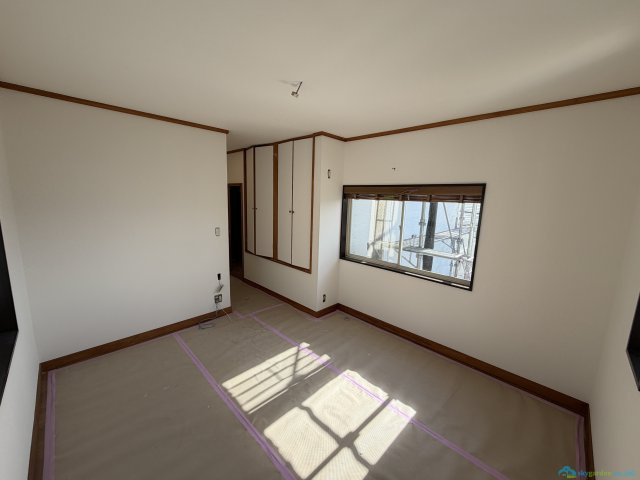 秦野市東田原　中古戸建の洋室