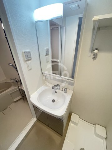 エスリード弁天町グロリアの独立洗面台|エスリード弁天町グロリア　独立洗面台