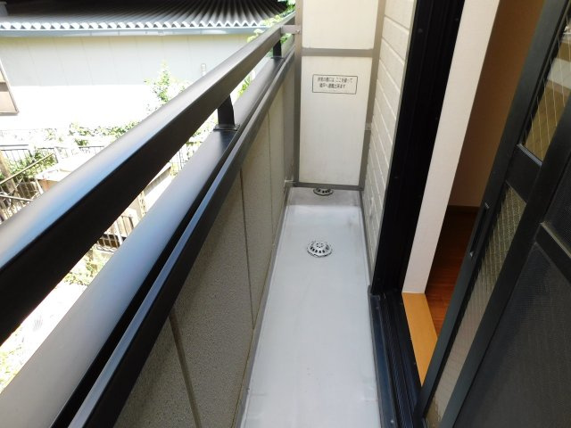 小金井市東町４丁目の賃貸マンションのバルコニー