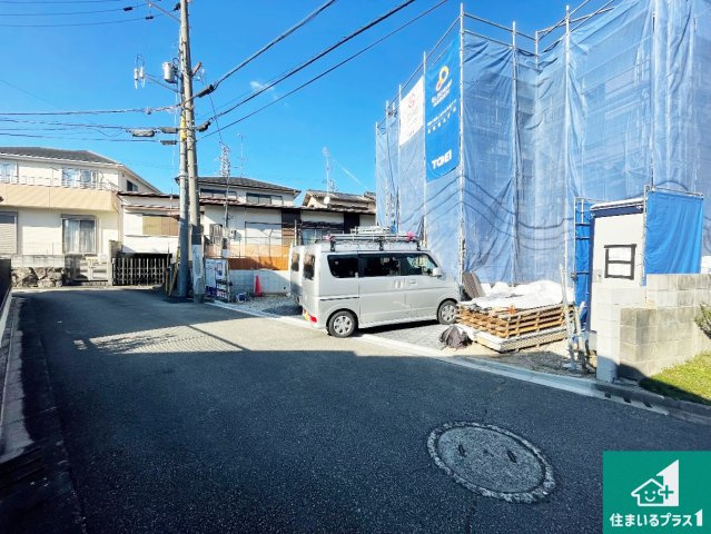 ■川西市見野　第2期　新築一戸建ての前面道路含む現地写真|周辺は落ち着いた街並みの住宅地！子育てがしやすい住環境です！まだ未完成ですが、現地でしかわからない事もございます。是非一度ご覧ください。