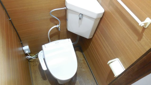 高雄貸家（南側）のトイレ