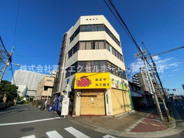 YONEDA BUILDINGの外観