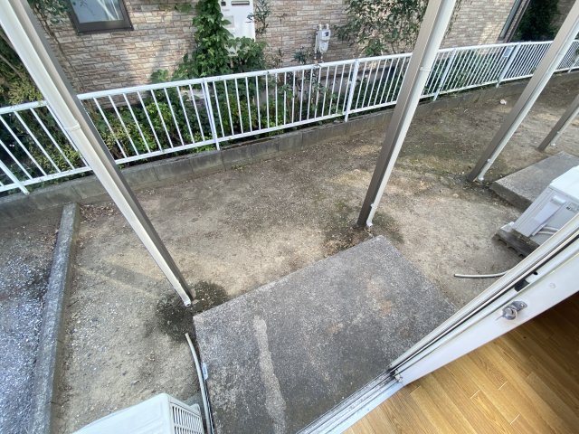 ブルーコスモ西坂田の庭