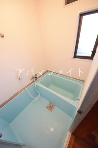 【浴室】 | イワマハイツ | 日々の暮らしに欠かせないお風呂です