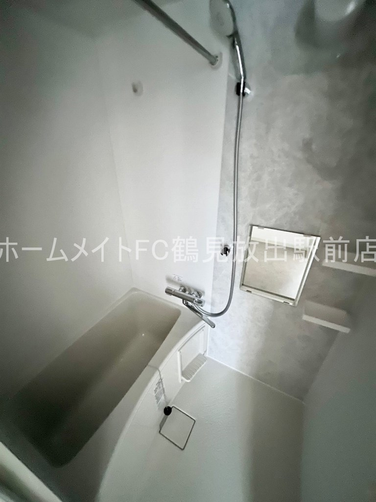 大阪市城東区放出西２丁目の賃貸マンションの浴室