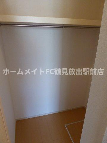東大阪市楠根２丁目のアパートの収納