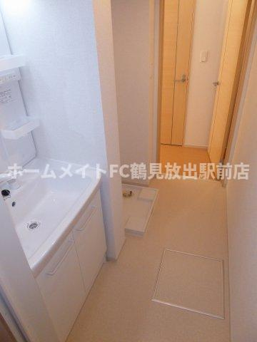 東大阪市楠根２丁目のアパートの洗面所