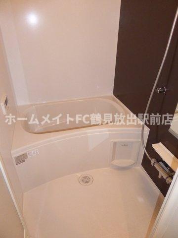 東大阪市楠根２丁目のアパートの浴室
