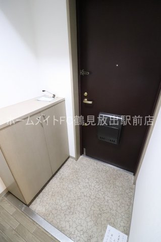 大阪市鶴見区諸口４丁目の賃貸マンションの玄関