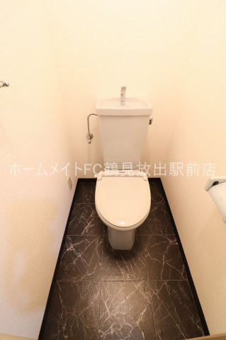 大阪市鶴見区諸口４丁目の賃貸マンションのトイレ