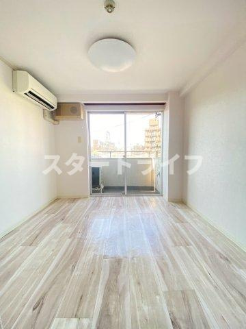 大阪市東淀川区西淡路１丁目の賃貸マンションの収納