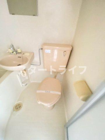 大阪市東淀川区西淡路１丁目の賃貸マンションのトイレ