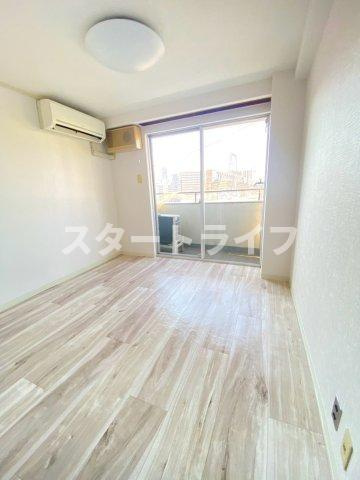 大阪市東淀川区西淡路１丁目の賃貸マンションの居間・リビング