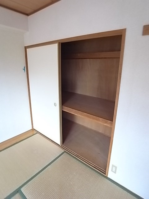 ラポール武庫之荘の収納
