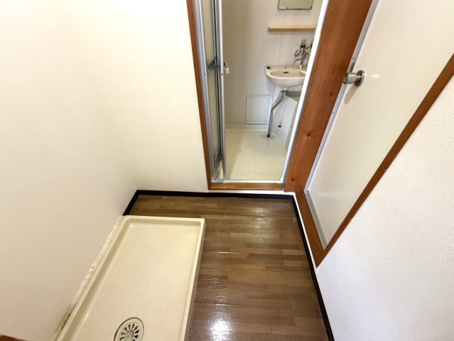 OC物件！　ドミール関根　の洗面所|302：水回りが一箇所に集約され、お掃除や身支度の移動を最小限に