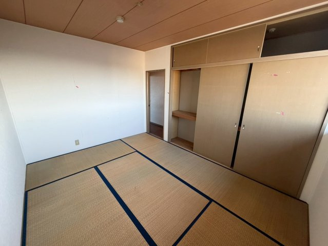 サンビレッジ上郷 C棟の和室