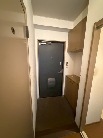 サンビレッジ上郷 C棟の玄関
