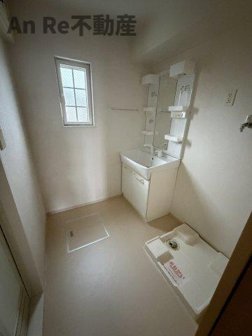 グランド　マムの洗面所|別部屋イメージ写真