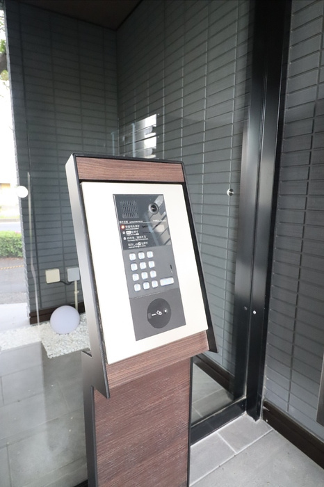 D-RESIDENCE府中西府町のロビー
