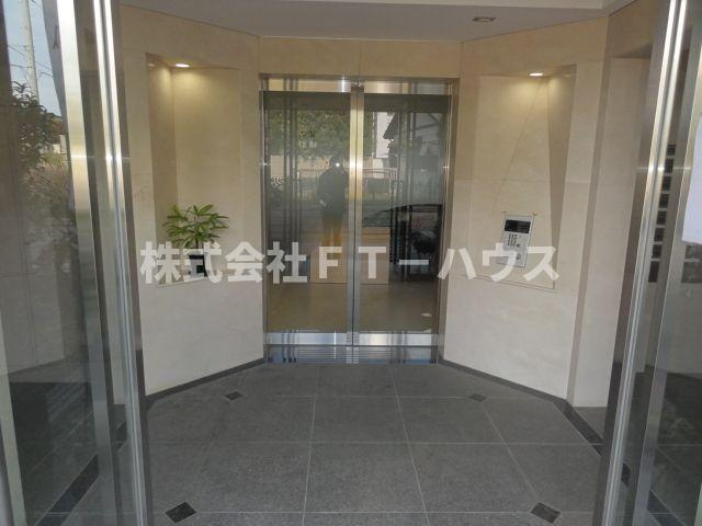 スターコート堀之内のエントランス