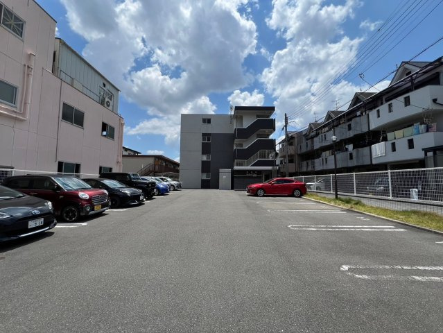 サウスピュアの駐車場